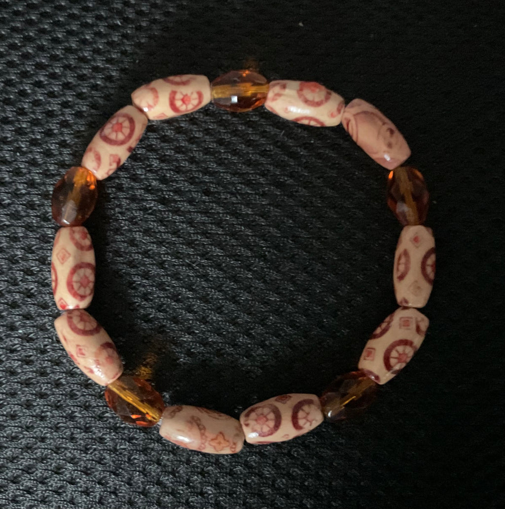 Oblong Wood & Orange Flask Beaded Bracelet